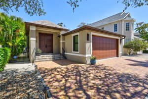 2139 HAWTHORNE STREET, SARASOTA, FL 34239 Sold 05/21/25