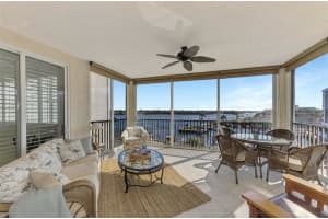 1260 DOLPHIN BAY WAY, SARASOTA, FL 34242 Sold 02/05/25