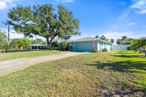 907 60TH STREET, BRADENTON, FL 34209 Sold 01/30/25