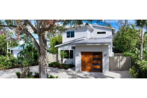 1103 CITRUS AVENUE, SARASOTA, FL 34236 Sold 01/15/25