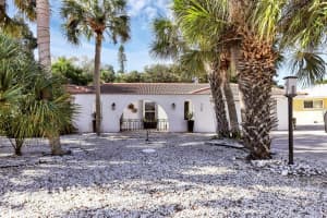 726 BIRDSONG LANE, SARASOTA, FL 34242 - MLS#MFRA4634095