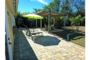 1270 MANOR ROAD, ENGLEWOOD, FL 34223 Sold 03/17/25