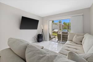 3207 BENEVA ROAD, SARASOTA, FL 34232 Sold 03/21/25