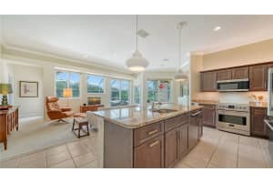 11705 CLUBHOUSE DRIVE, LAKEWOOD RANCH, FL 34202 Sold 03/04/25