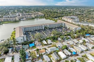 3256 LAKE BAYSHORE DRIVE, BRADENTON, FL 34205 Sold 03/17/25