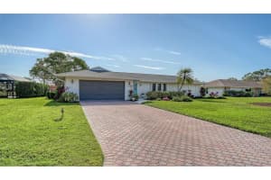 4842 GREYWOOD LANE, SARASOTA, FL 34235 Sold 04/04/25