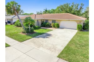 2320 CASS STREET, SARASOTA, FL 34231 Sold 04/11/25