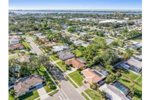2320 CASS STREET, SARASOTA, FL 34231 Sold 04/11/25