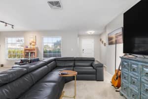 2320 CASS STREET, SARASOTA, FL 34231 Sold 04/11/25