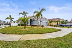 3033 ESMERALDA DRIVE, SARASOTA, FL 34243 Sold 03/17/25