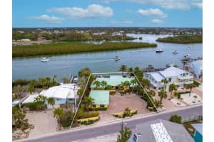 411 CASEY KEY ROAD, NOKOMIS, FL 34275 Sold 05/09/25