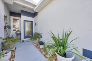 8206 HAVEN HARBOUR WAY, BRADENTON, FL 34212 Sold 05/05/25