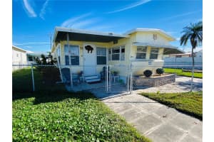 6515 TEXAS STREET, BRADENTON, FL 34207 Sold 03/26/25