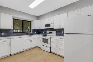 5138 WILLOW LINKS #98, SARASOTA, FL 34235 Sold 03/28/25