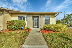 2709 60th Avenue Plz N #d, BRADENTON
