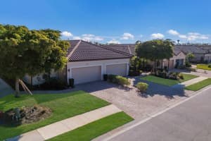 8224 VARENNA DRIVE, SARASOTA, FL 34231 Sold 05/21/25