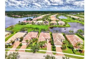 5835 BENEVENTO DRIVE, SARASOTA, FL 34238 Sold 06/06/25