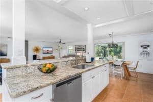 6308 LILAC PLACE, SARASOTA, FL 34231 - MLS#MFRA4634375