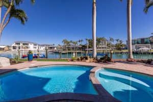 367 ROYAL FLAMINGO DRIVE, SARASOTA, FL 34236 - MLS#MFRA4634396