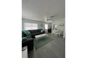 935 RHODES AVENUE, SARASOTA, FL 34237 Sold 06/16/25