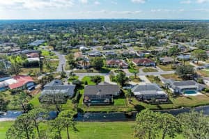 5215 CANTERBURY DR, SARASOTA, FL 34243 Sold 03/18/25