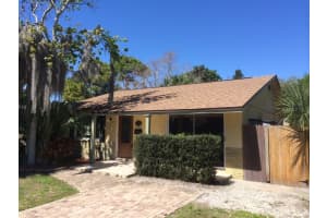 1719 MONTANA AVENUE, SAINT PETERSBURG, FL 33703 Sold 01/24/25