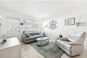 5974 HIBISCUS DRIVE, BRADENTON, FL 34207 Sold 02/28/25