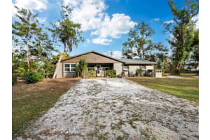 5645 CHURCHILL DOWNS ROAD, SARASOTA, FL 34241 - MLS#MFRA4634600
