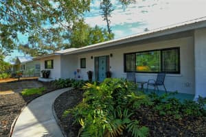 2708 SIESTA DRIVE, SARASOTA, FL 34239 Sold 03/18/25