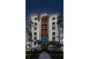 378 Golden Gate Pt #6, SARASOTA