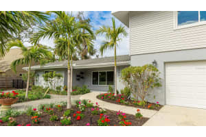 3348 SECLUSION DRIVE, SARASOTA, FL 34239 - MLS#MFRA4634646