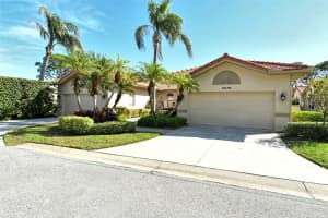 3416 CHELMSFORD COURT, SARASOTA, FL 34235 - MLS#MFRA4634668