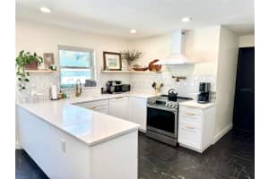 565 SANDY HOOK ROAD, PALM HARBOR, FL 34683 Sold 04/03/25