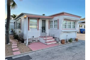 31 Twin Shores Blvd, LONGBOAT KEY