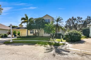 4708 Clipper Dr, BRADENTON