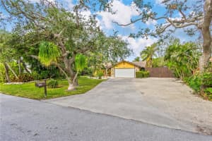 7612 27TH AVENUE, BRADENTON, FL 34209 Sold 04/15/25