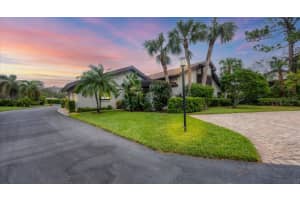 3102 WINDRUSH BOURNE #4, SARASOTA, FL 34235 Sold 07/24/25
