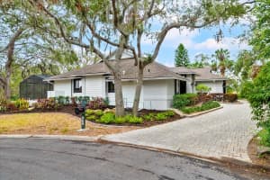869 FORESTVIEW DRIVE, SARASOTA, FL 34232 Sold 02/14/25