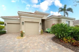 8739 52ND AVENUE, BRADENTON, FL 34211 Sold 05/01/25