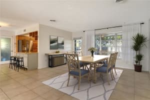 418 SARABAY ROAD, OSPREY, FL 34229 Sold 04/30/25