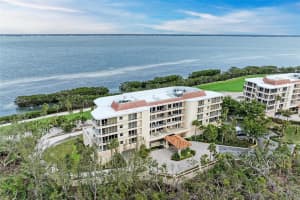 3080 GRAND BAY BOULEVARD, LONGBOAT KEY, FL 34228 Sold 03/27/25