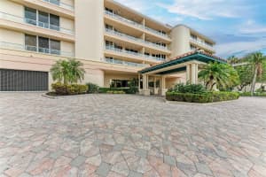 3080 GRAND BAY BOULEVARD, LONGBOAT KEY, FL 34228 Sold 03/27/25