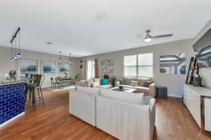 363 64TH AVENUE CIRCLE, BRADENTON, FL 34203 Sold 07/07/25