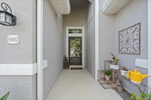 5007 ELMHURST LANE, PALMETTO, FL 34221 Sold 04/30/25