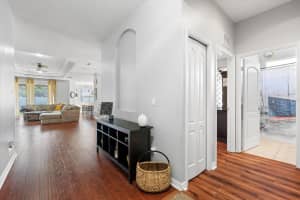 5007 ELMHURST LANE, PALMETTO, FL 34221 Sold 04/30/25