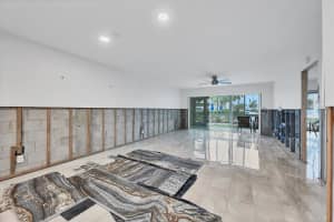 2100 BENJAMIN FRANKLIN DRIVE, SARASOTA, FL 34236 - MLS#MFRA4635083