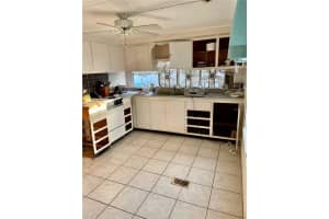 3710 GULF OF MEXICO DRIVE, LONGBOAT KEY, FL 34228 Sold 05/07/25