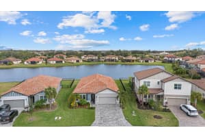 3713 SAVANNA PALMS COURT, BRADENTON, FL 34211 Sold 05/12/25