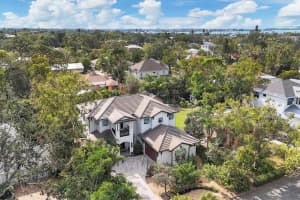 1718 PROSPECT STREET, SARASOTA, FL 34239 Sold 06/04/25