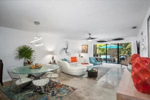 401 SPRING LAKES BOULEVARD, BRADENTON, FL 34210 Sold 06/27/25